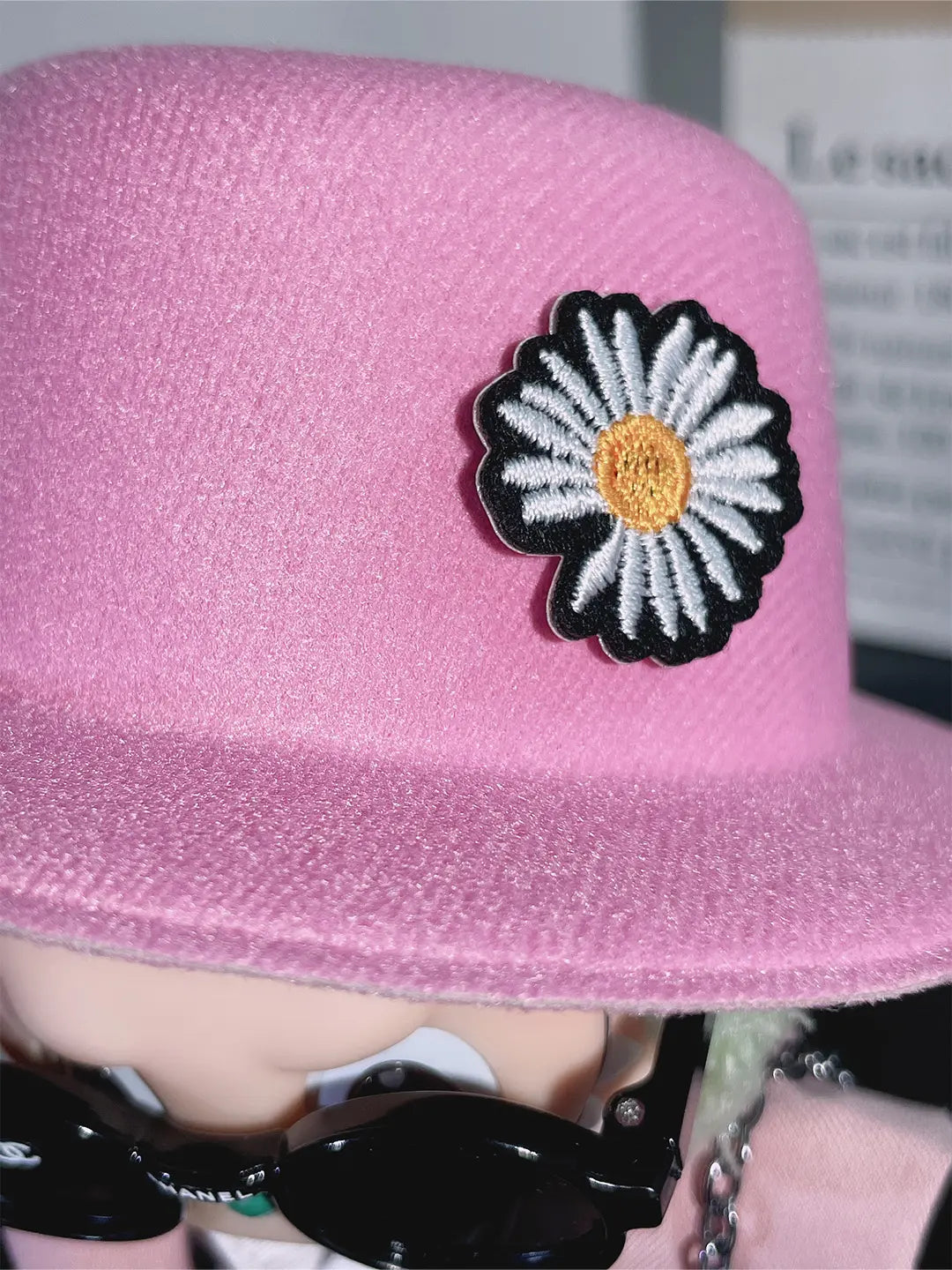 LABUBU Clothes G-Dragon Pink Daisy Suit Outfit
