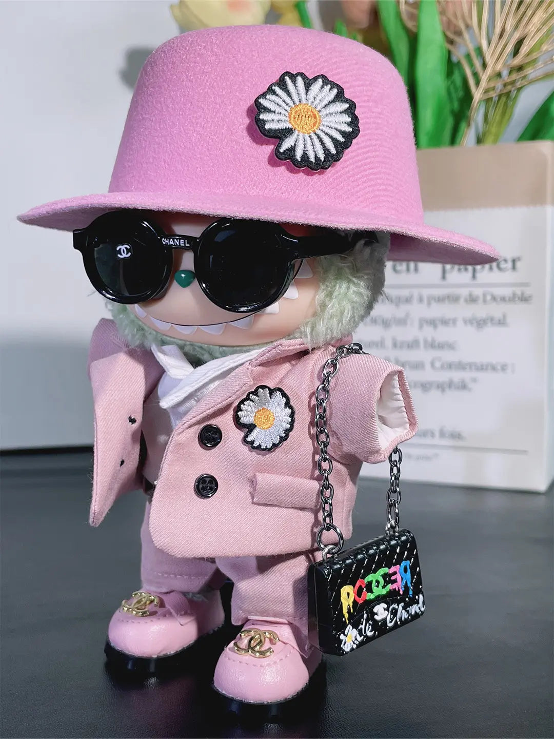 LABUBU Clothes G-Dragon Pink Daisy Suit Outfit